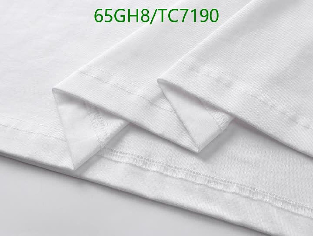 Burberry-Clothing Code: TC7190 $: 65USD