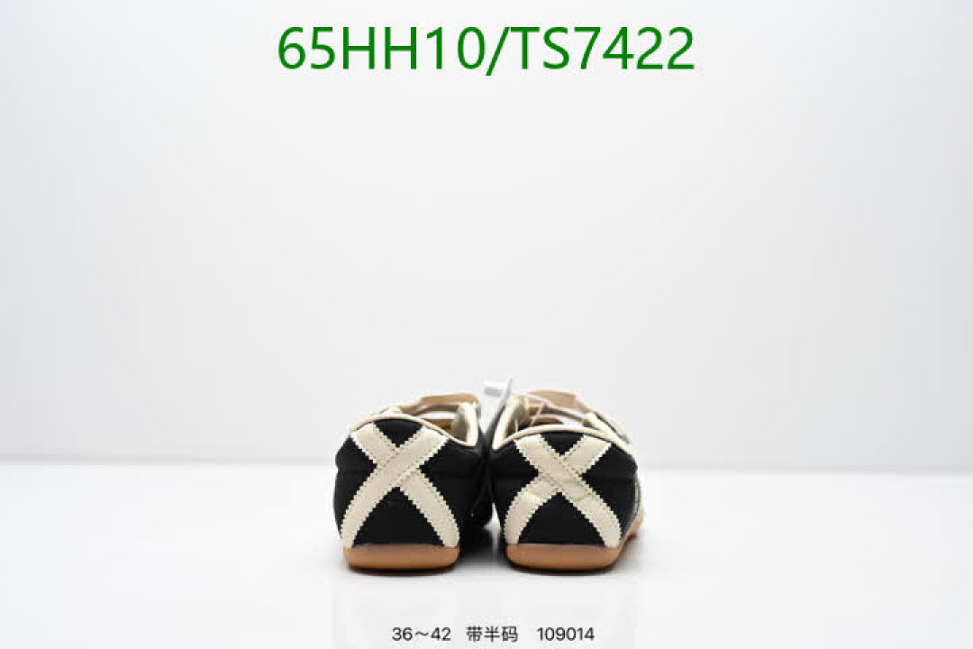 Adidas-Shoes(Women) Code: TS7422 $: 65USD