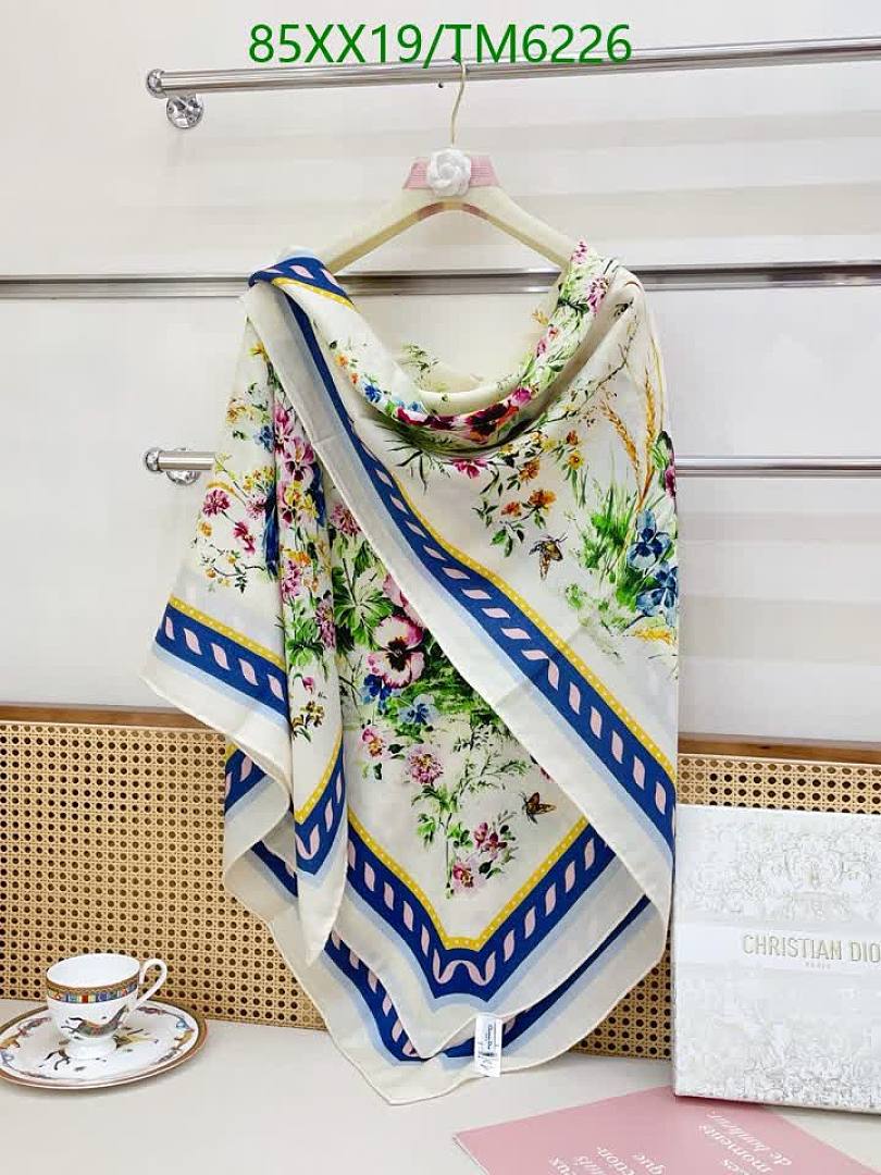 Celine-Scarves Code: TM6226 $: 85USD