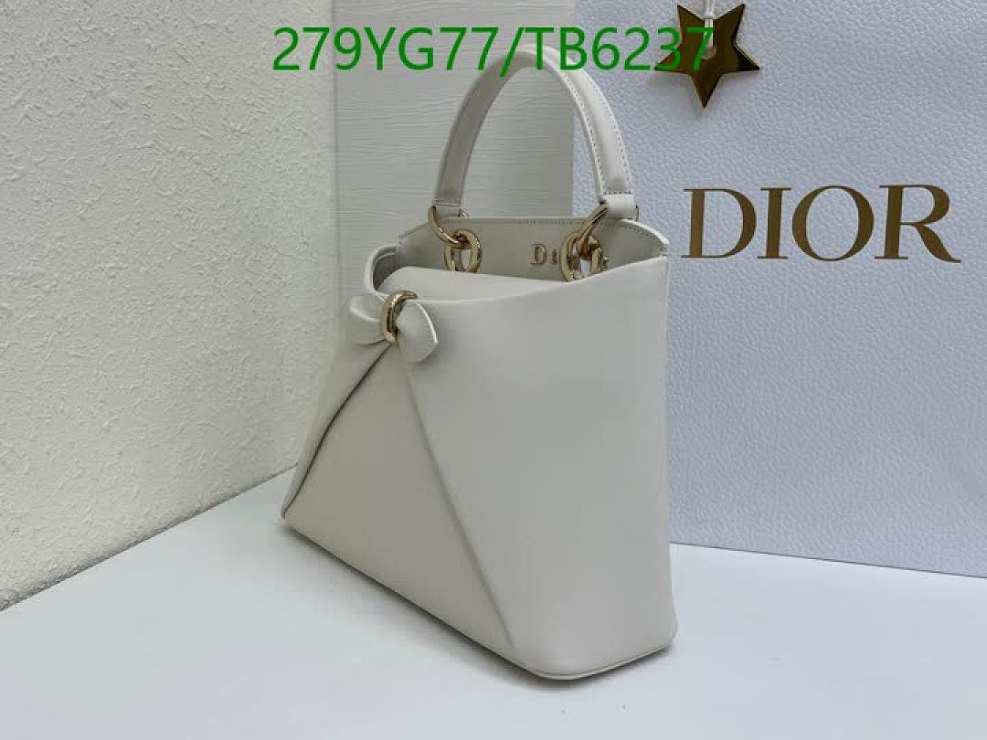 Dior-Bags(5A) Code: TB6237 $: 279USD