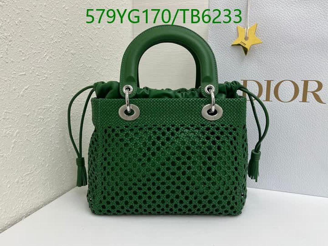 Dior-Bags(5A) Code: TB6233 $: 579USD