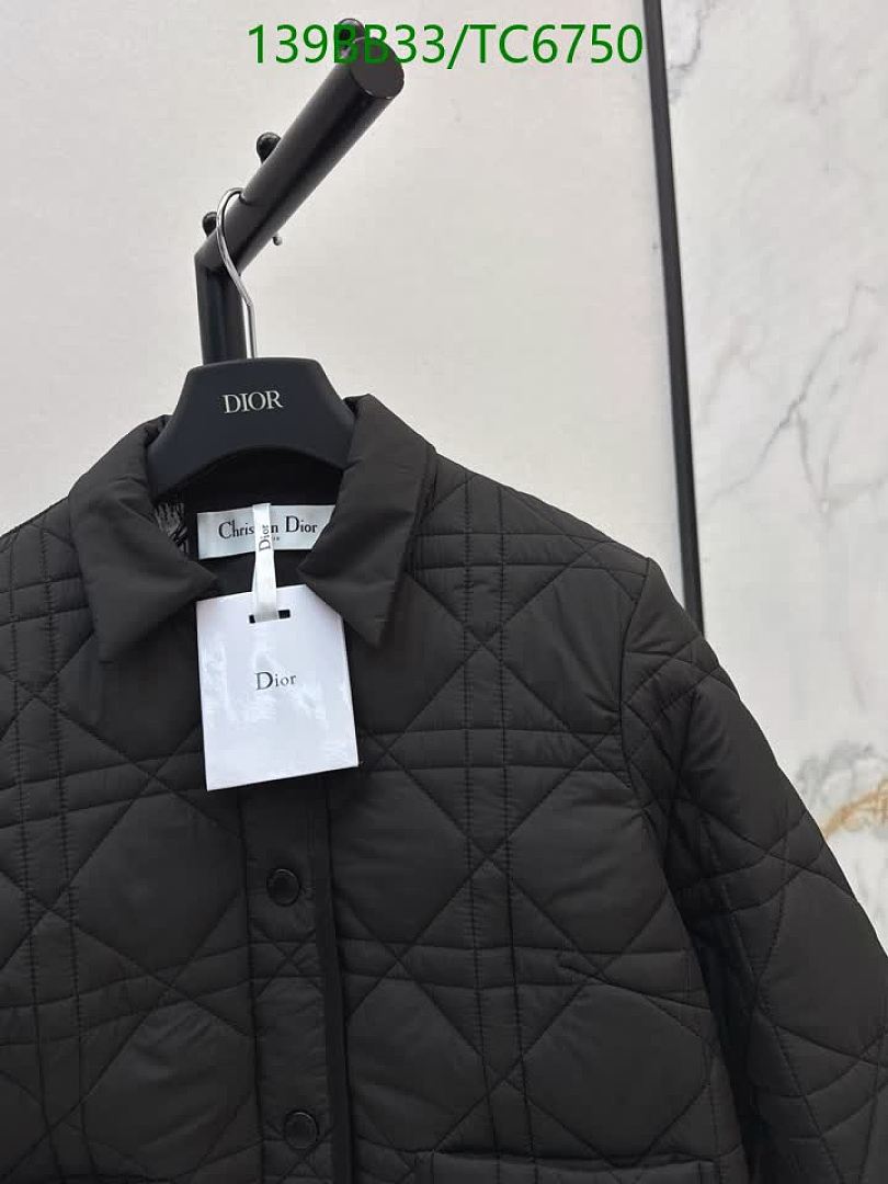 Dior-Clothing Code: TC6750 $: 139USD