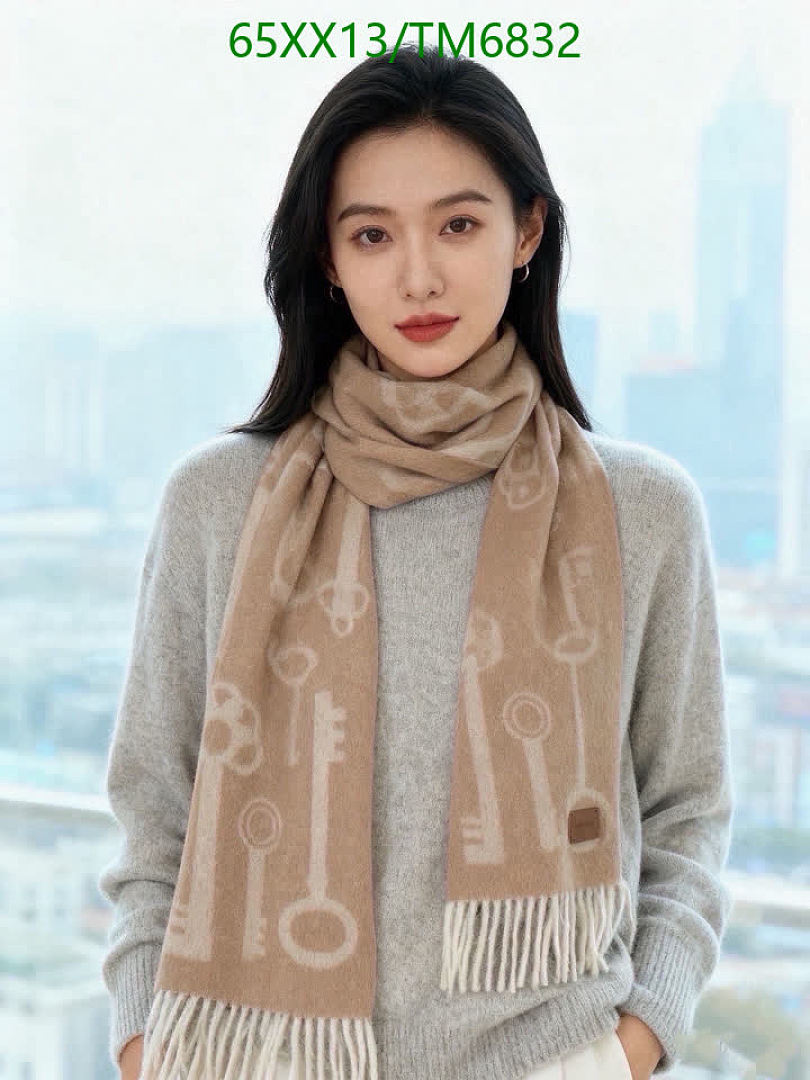 Hermes-Scarves Code: TM6832 $: 65USD