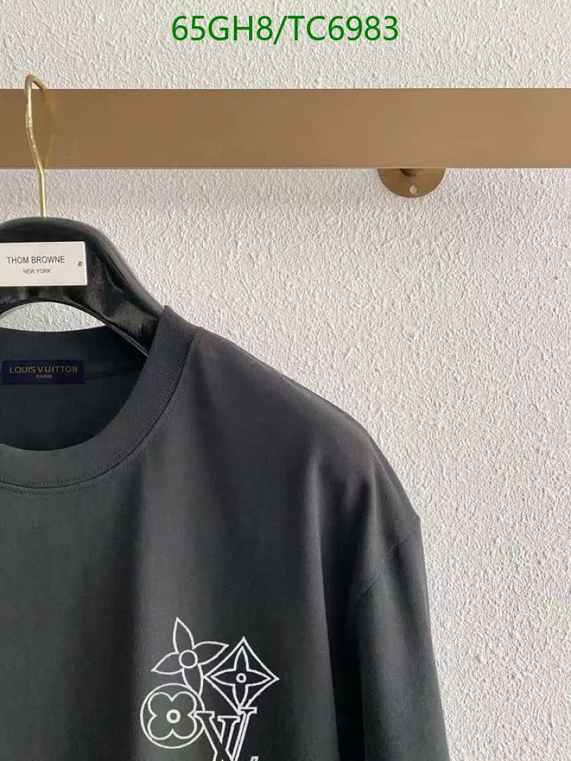 LV-Clothing Code: TC6983 $: 65USD