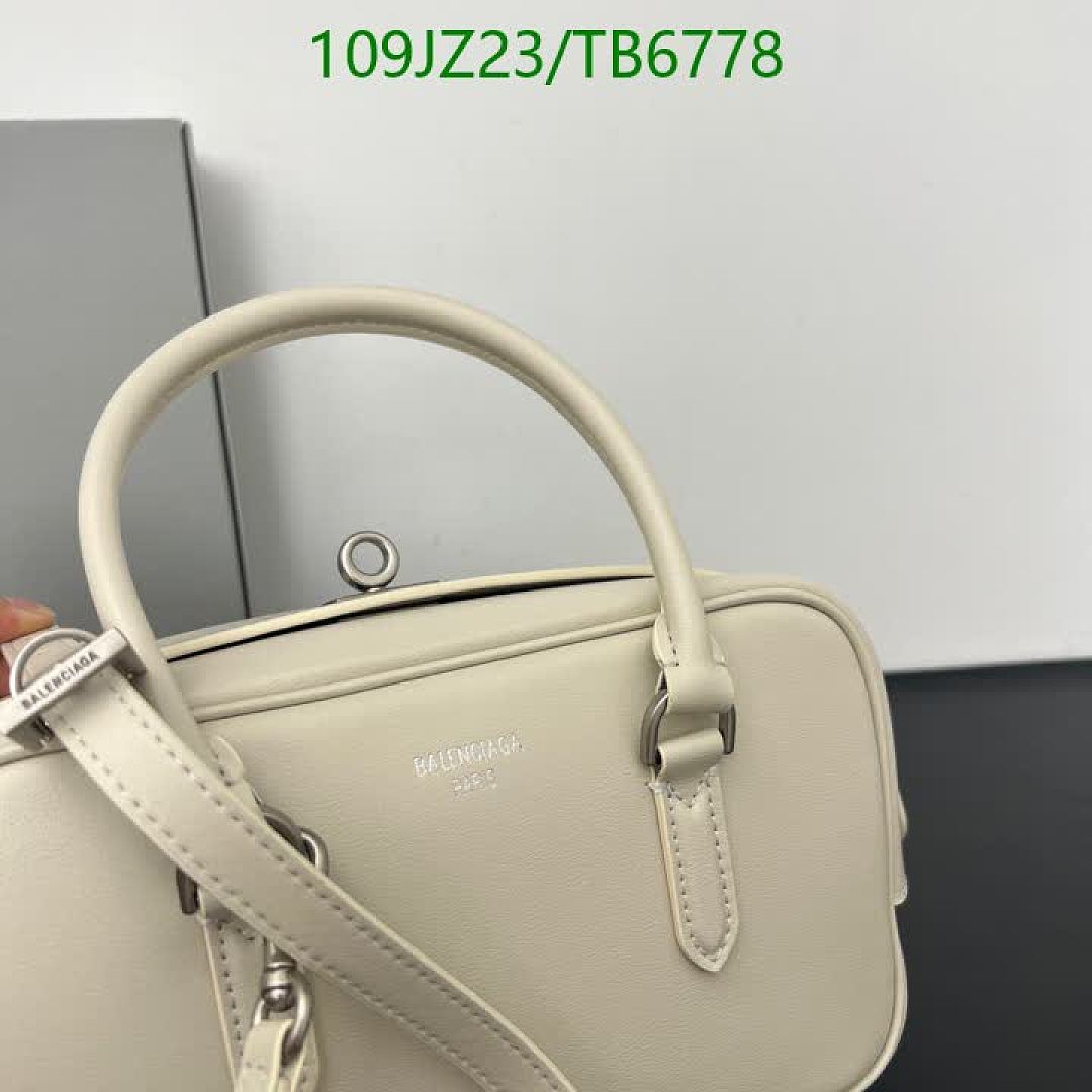 Balenciaga-Bags(4A) Code: TB6778 $: 109USD