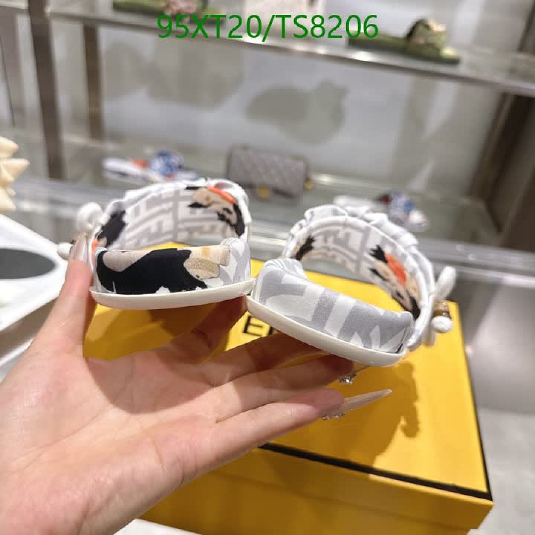 Fendi-Shoes(Men) Code: TS8206 $: 95USD