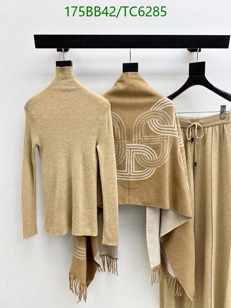 LV-Clothing Code: TC6285 $: 175USD