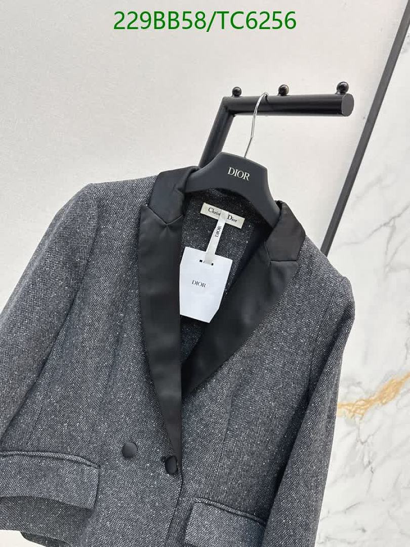 LV-Clothing Code: TC6256 $: 229USD