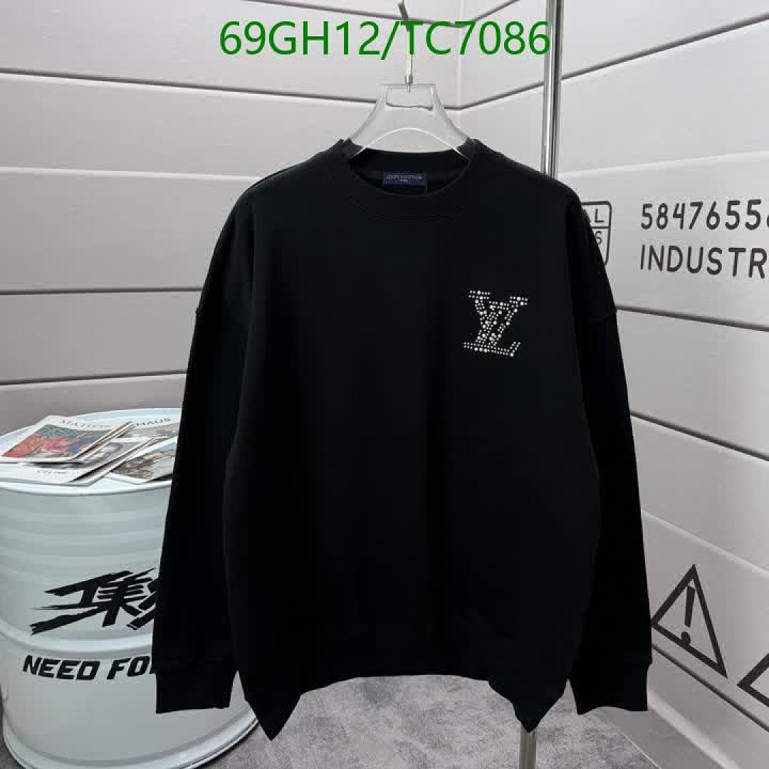 LV-Clothing Code: TC7086 $: 69USD