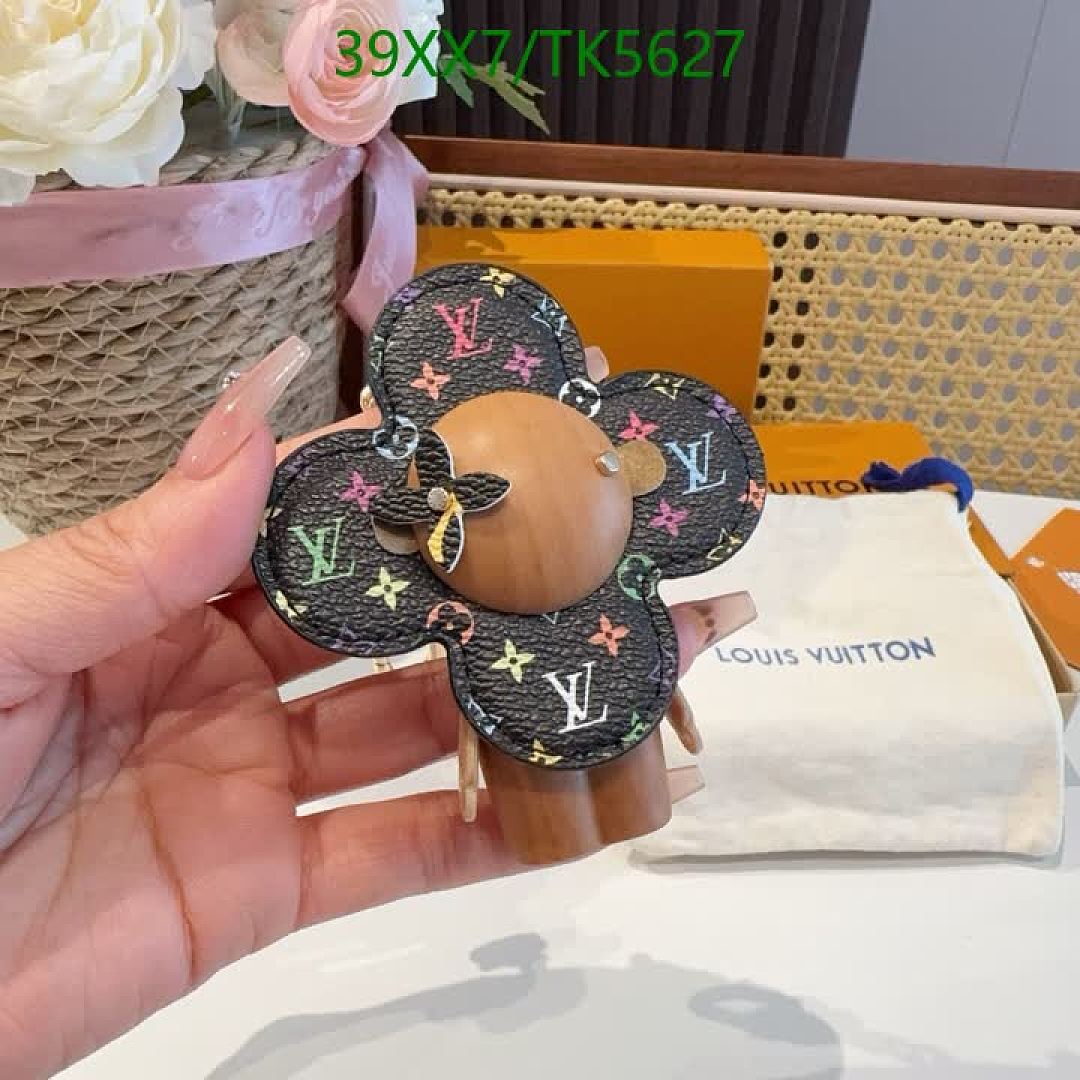 LV-Keychains & Bag Charms Code: TK5627 $: 39USD