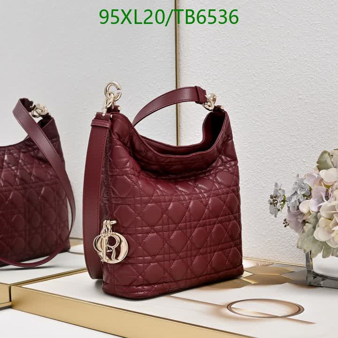 Dior-Bags(4A) Code: TB6536 $: 95USD
