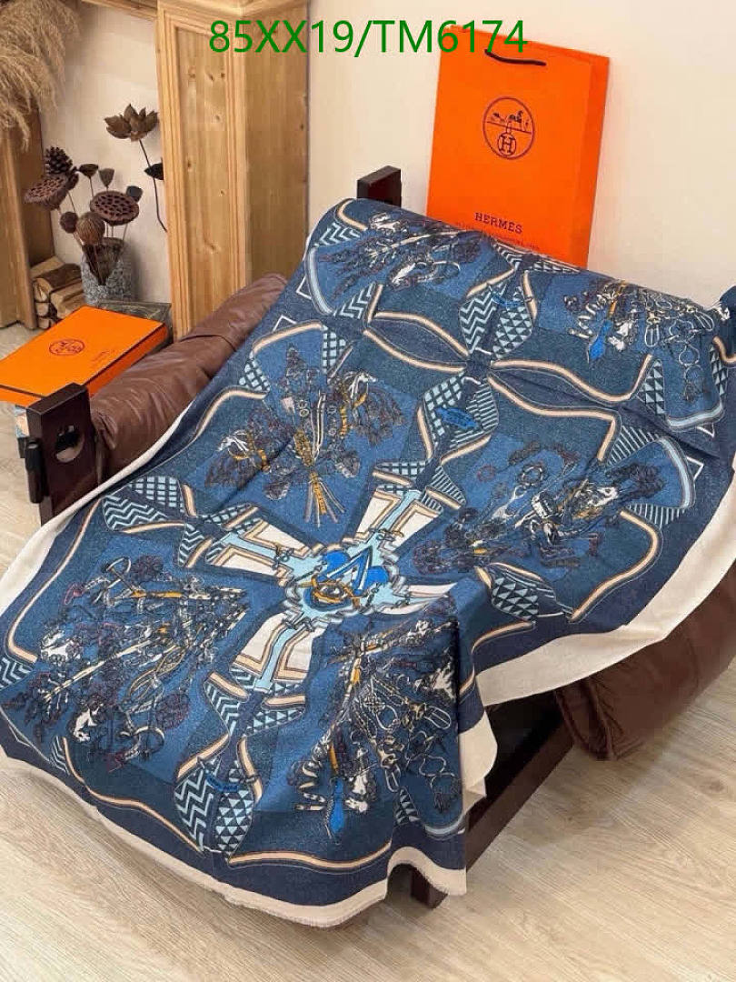 Hermes-Scarves Code: TM6174 $: 85USD