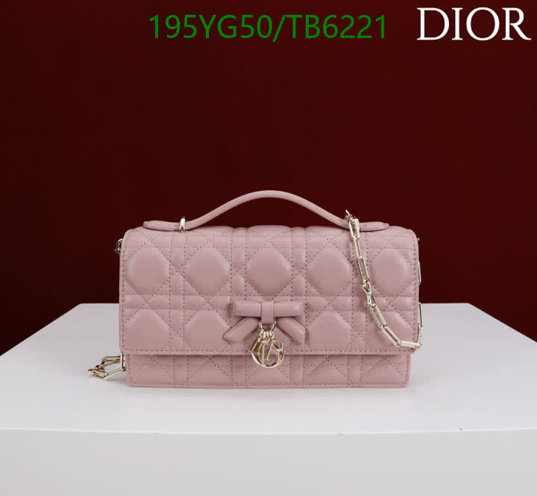 Dior-Bags(5A) Code: TB6221 $: 195USD
