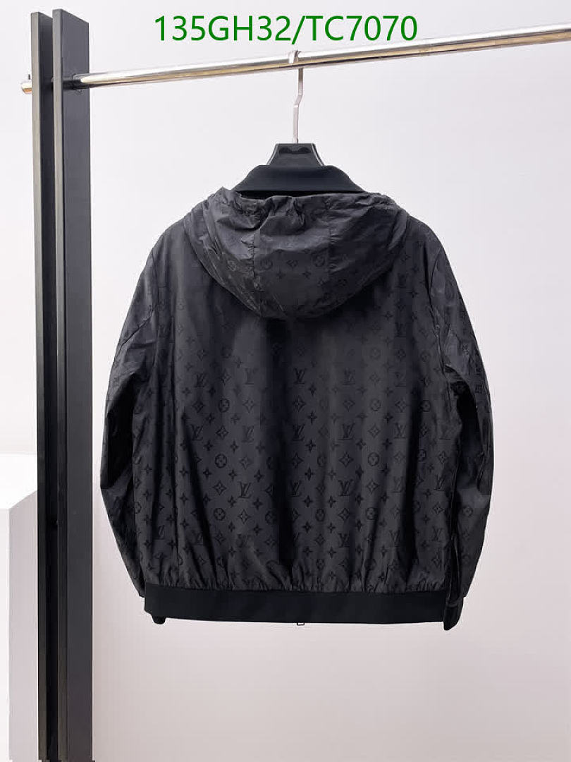 LV-Clothing Code: TC7070 $: 135USD