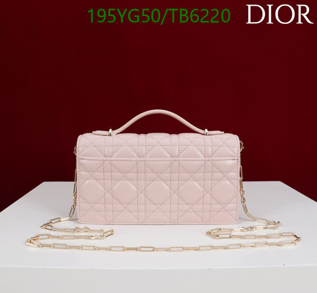 Dior-Bags(5A) Code: TB6220 $: 195USD