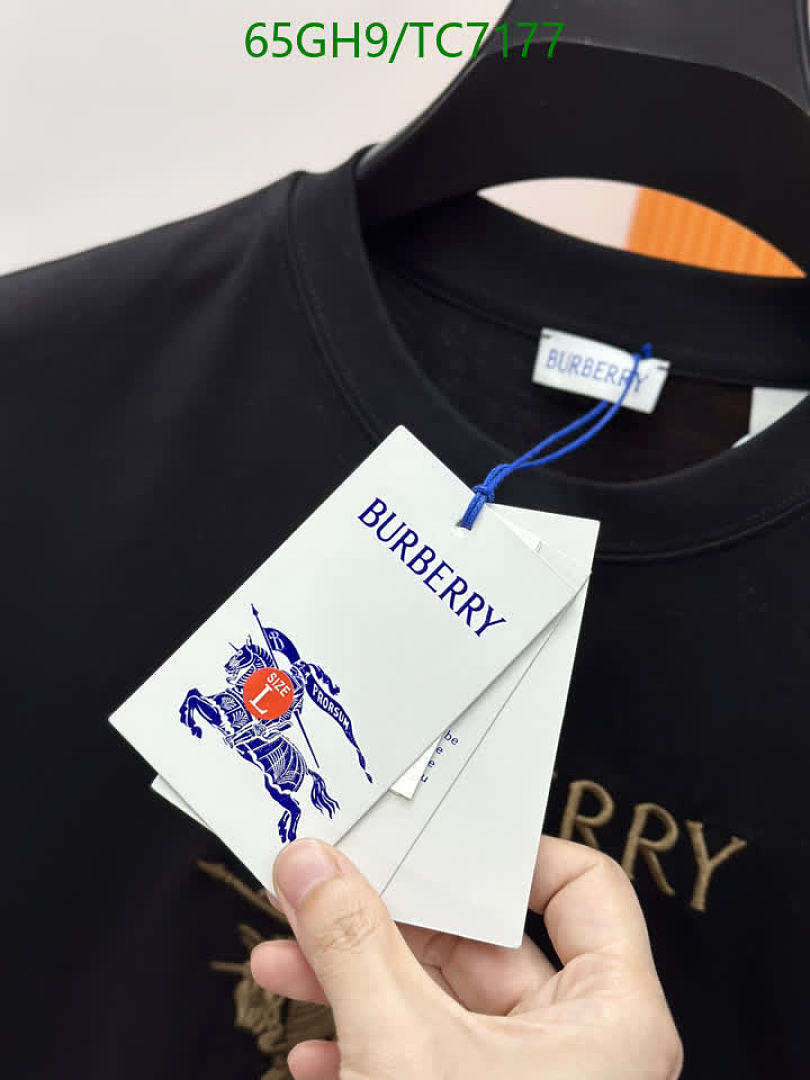 Burberry-Clothing Code: TC7177 $: 65USD