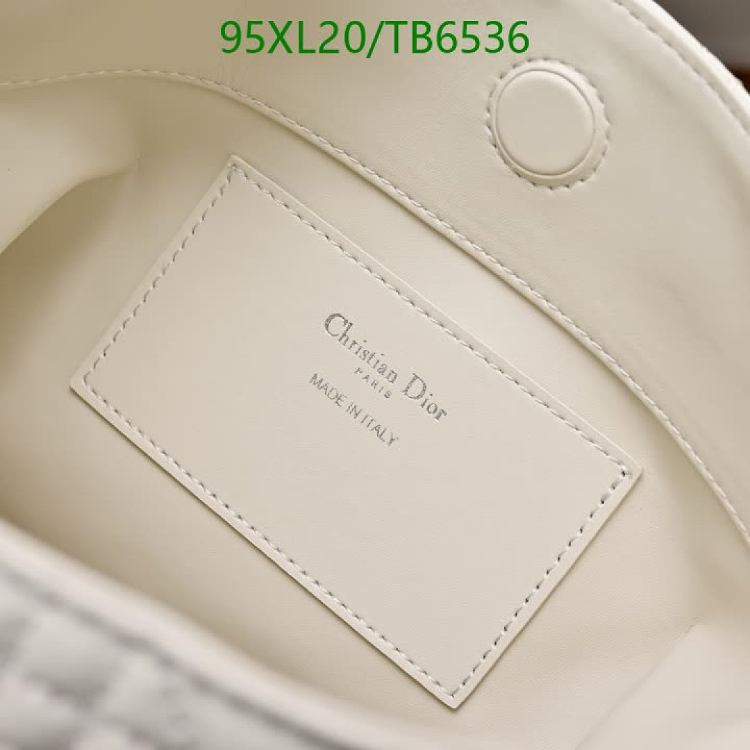 Dior-Bags(4A) Code: TB6536 $: 95USD