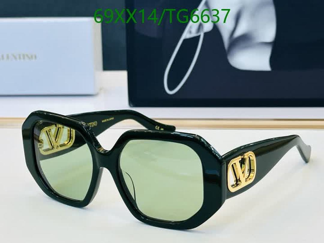 Valentino-Glasses Code: TG6637 $: 69USD