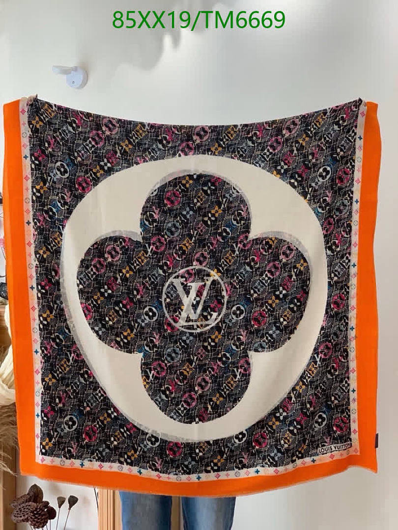 LV-Scarves Code: TM6669 $: 85USD