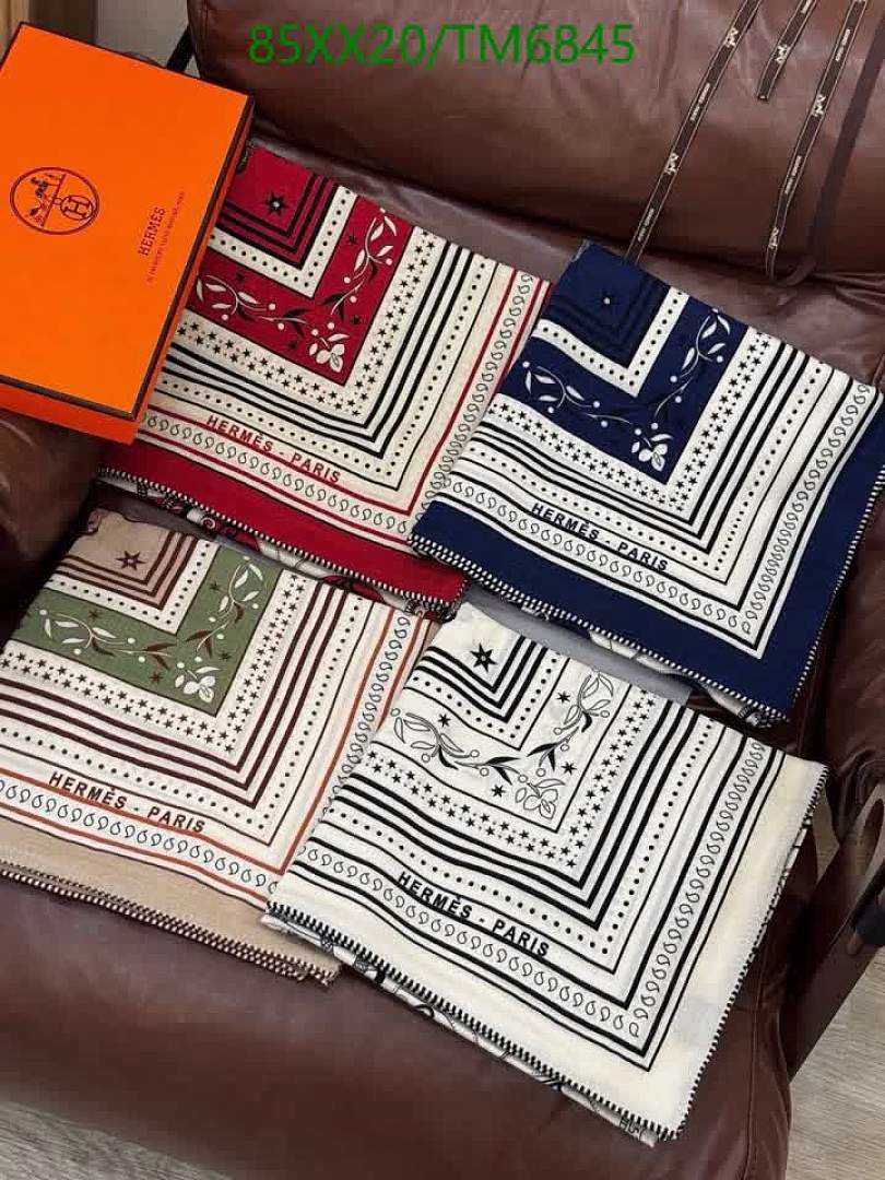 Hermes-Scarves Code: TM6845 $: 85USD