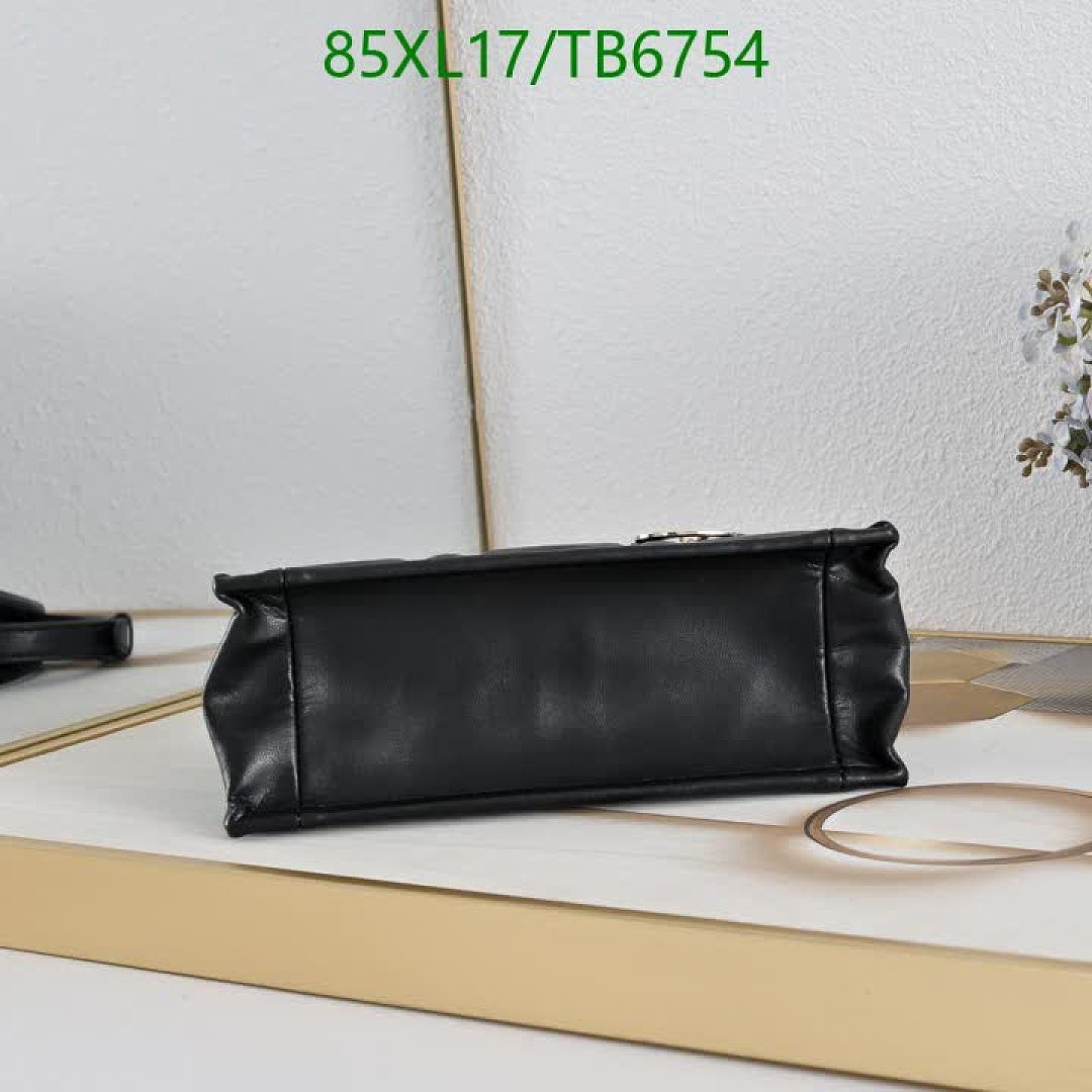 Dior-Bags(4A) Code: TB6754 $: 85USD