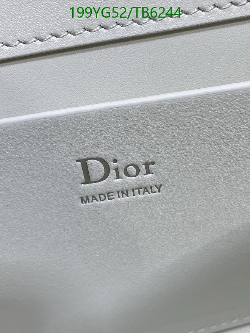 Dior-Bags(5A) Code: TB6244 $: 199USD