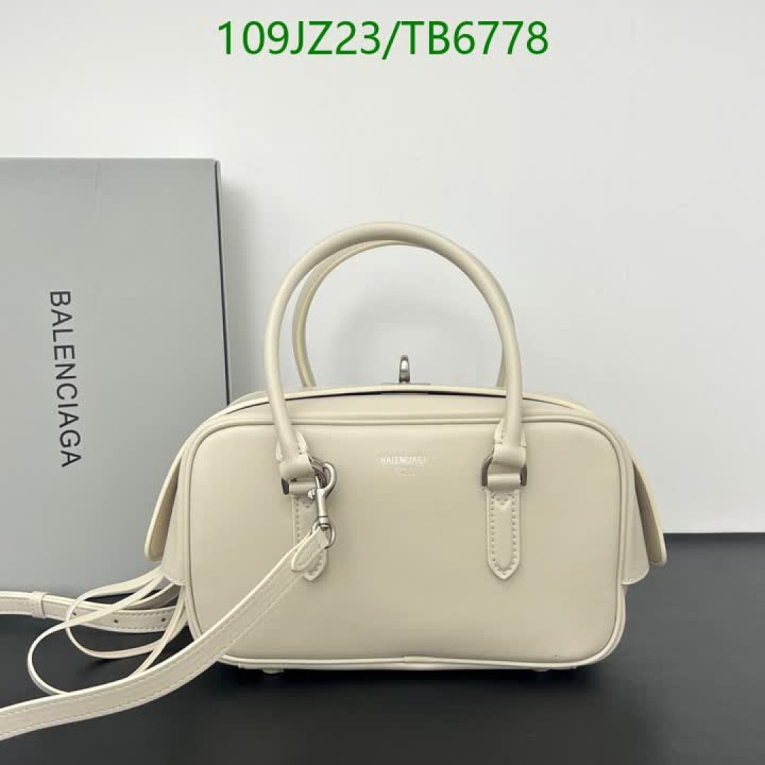 Balenciaga-Bags(4A) Code: TB6778 $: 109USD
