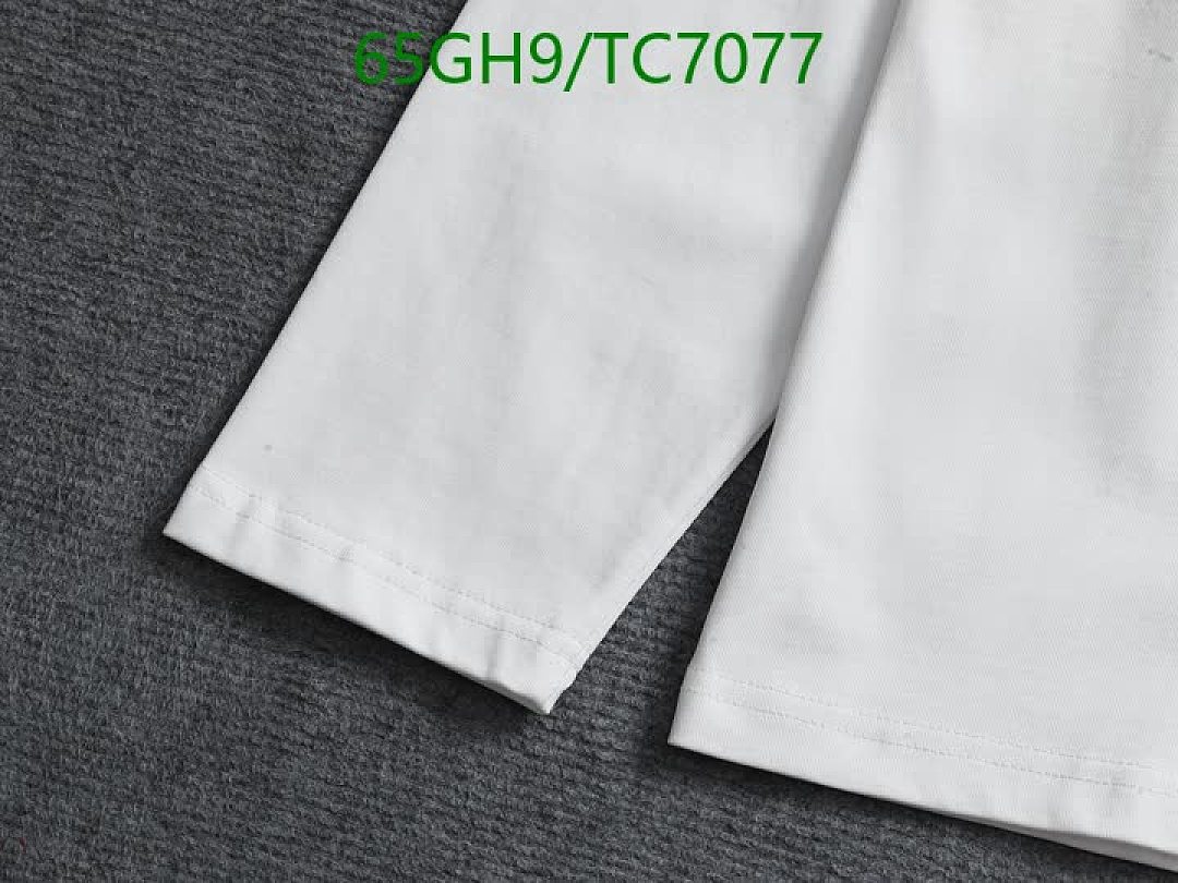 LV-Clothing Code: TC7077 $: 65USD