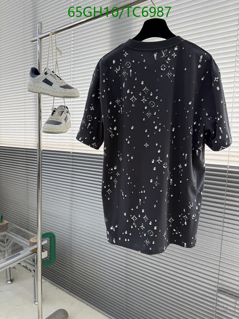 LV-Clothing Code: TC6987 $: 65USD