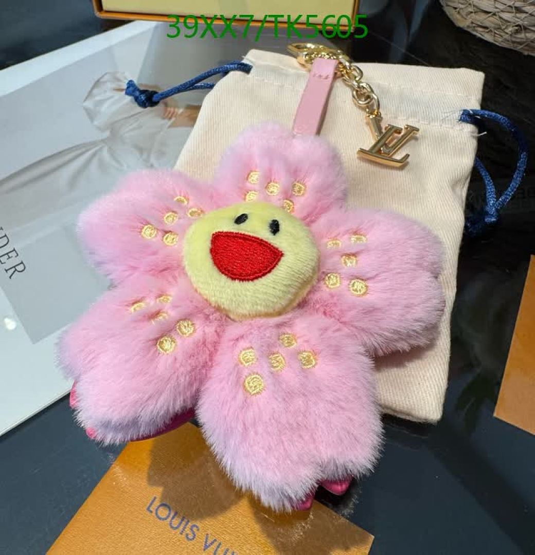 LV-Keychains & Bag Charms Code: TK5605 $: 39USD