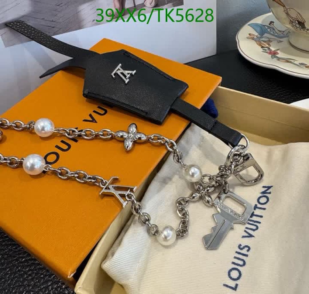 LV-Keychains & Bag Charms Code: TK5628 $: 39USD