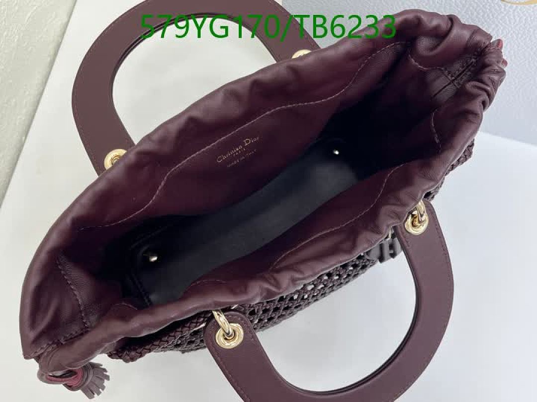 Dior-Bags(5A) Code: TB6233 $: 579USD