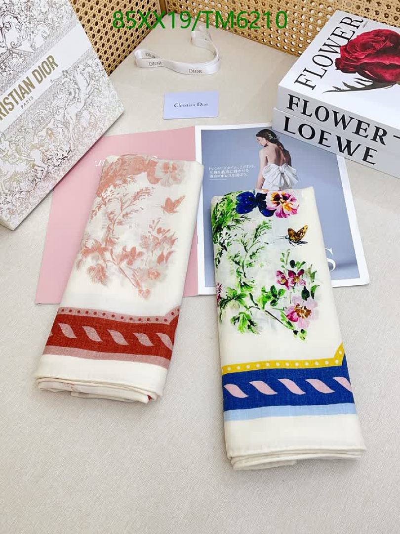 Burberry-Scarves Code: TM6210 $: 85USD