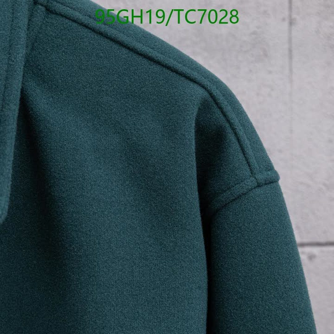 LV-Clothing Code: TC7028 $: 95USD