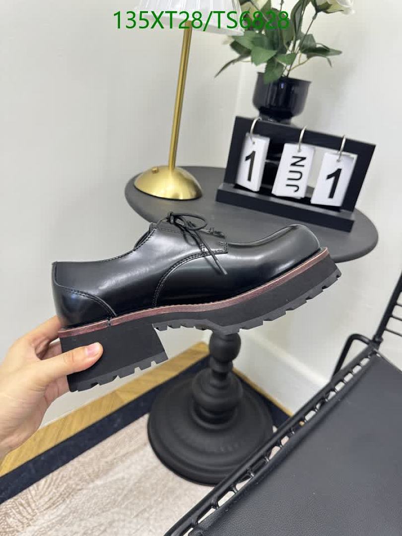 Balenciaga-Shoes(Women) Code: TS6828 $: 135USD