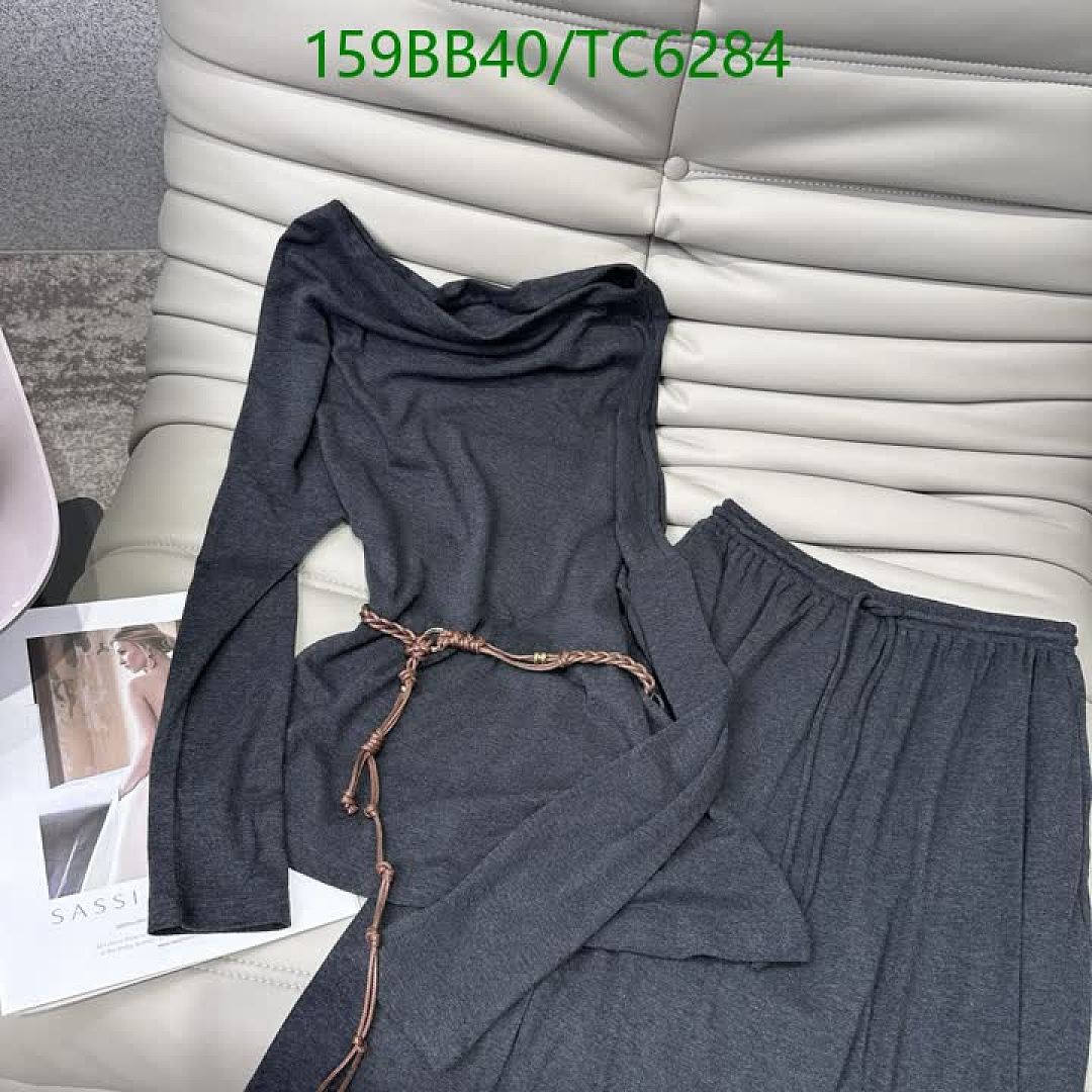 LV-Clothing Code: TC6284 $: 159USD