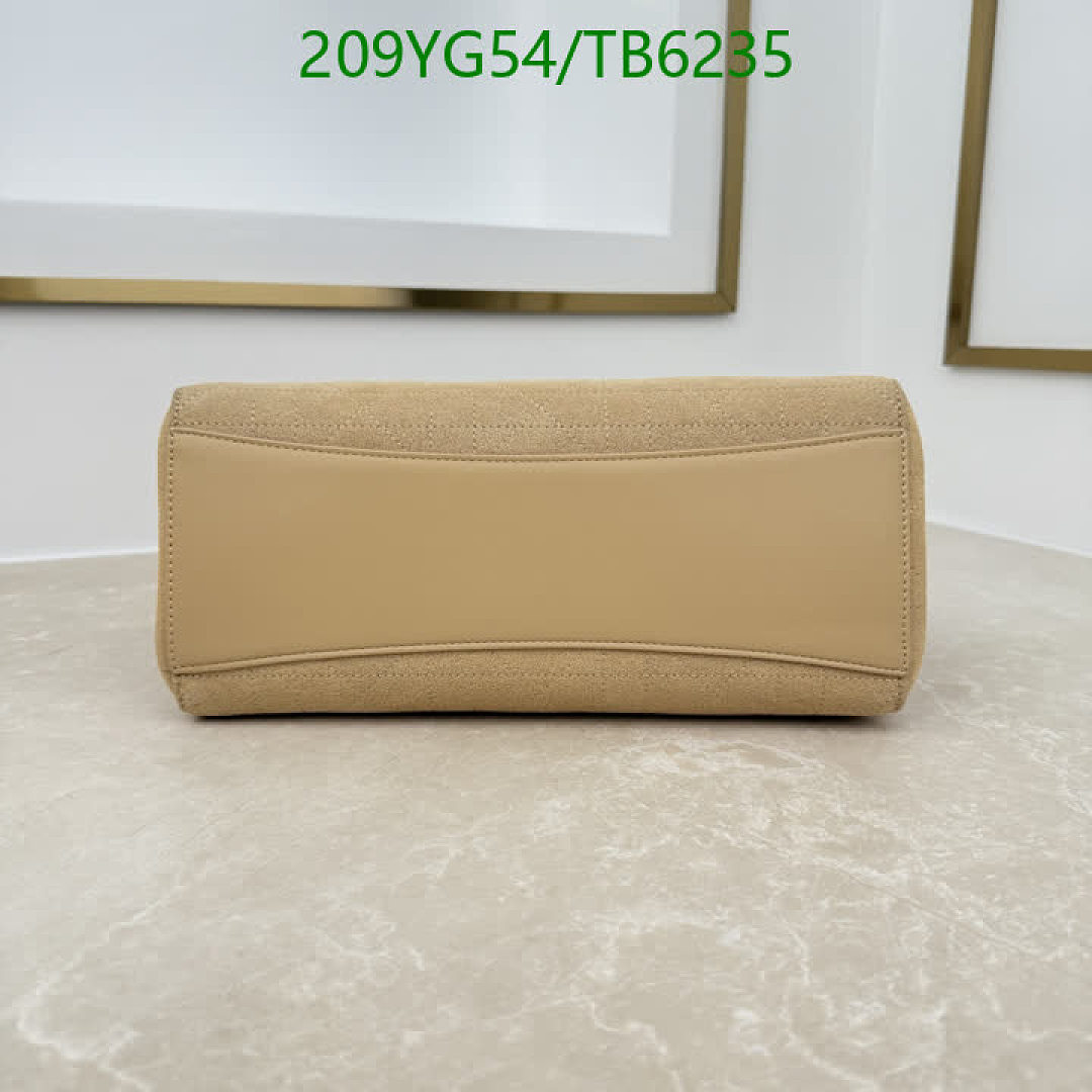 Dior-Bags(5A) Code: TB6235 $: 209USD