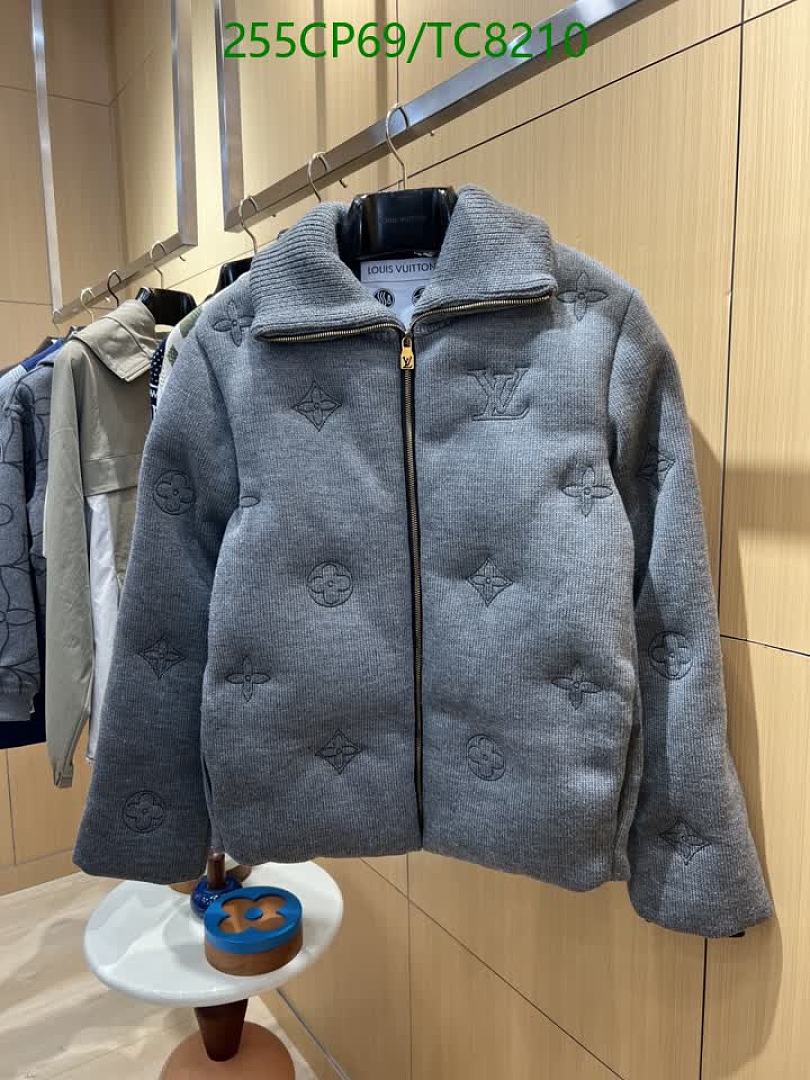 LV-Clothing Code: TC8210 $: 255USD