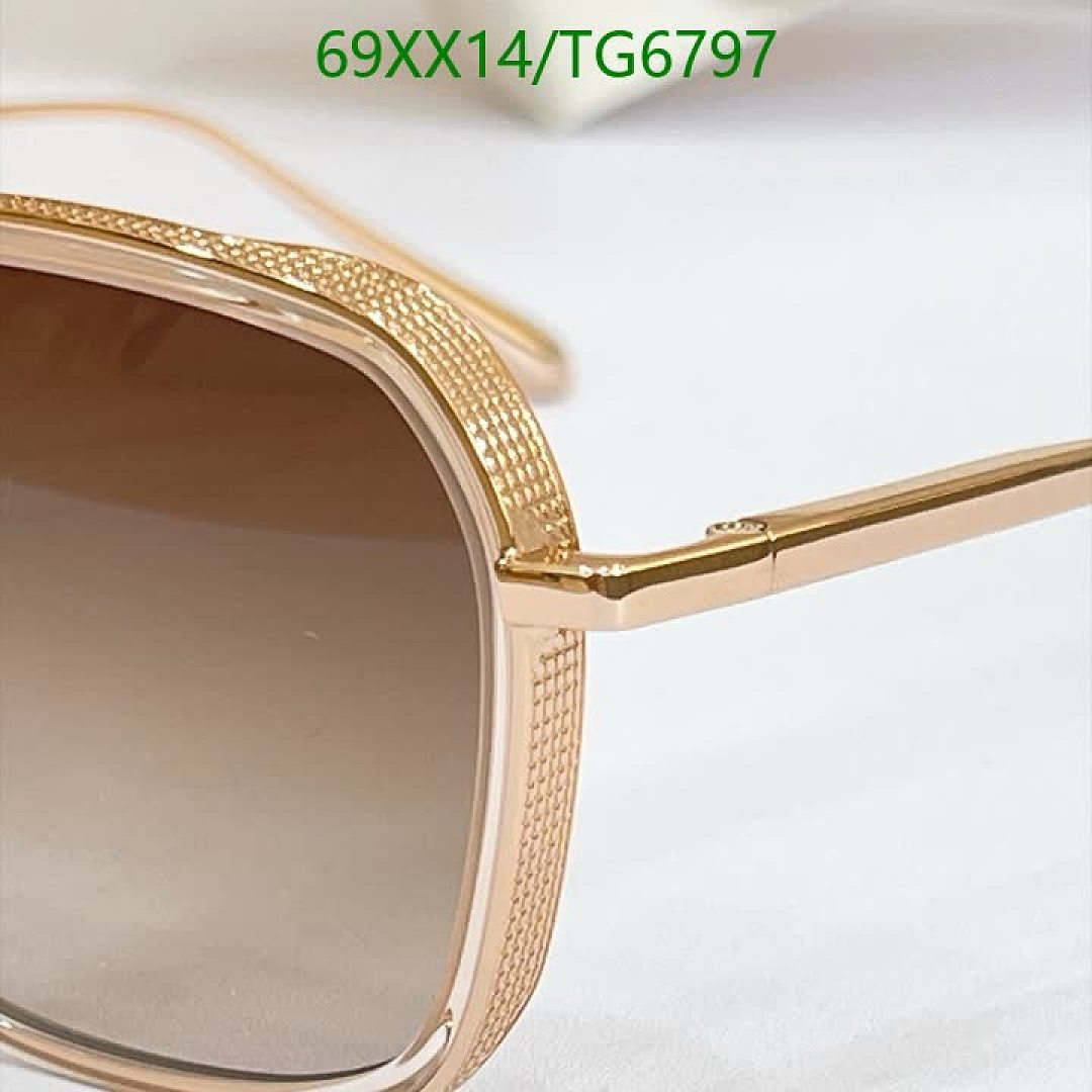 Linda Farrow-Glasses Code: TG6797 $: 69USD