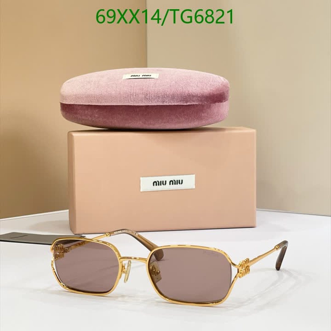Miu Miu-Glasses Code: TG6821 $: 69USD