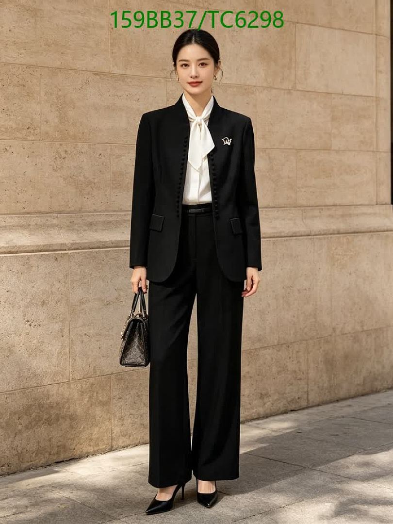 LV-Clothing Code: TC6298 $: 159USD
