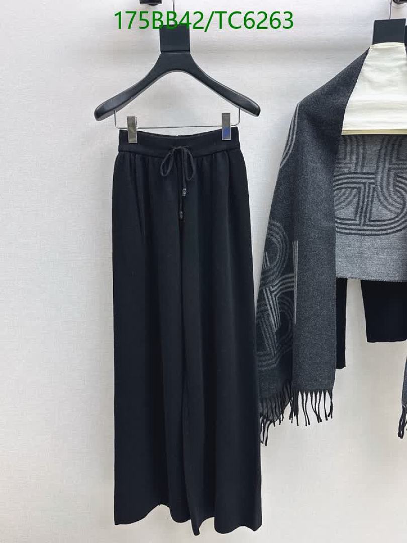 LV-Clothing Code: TC6263 $: 175USD
