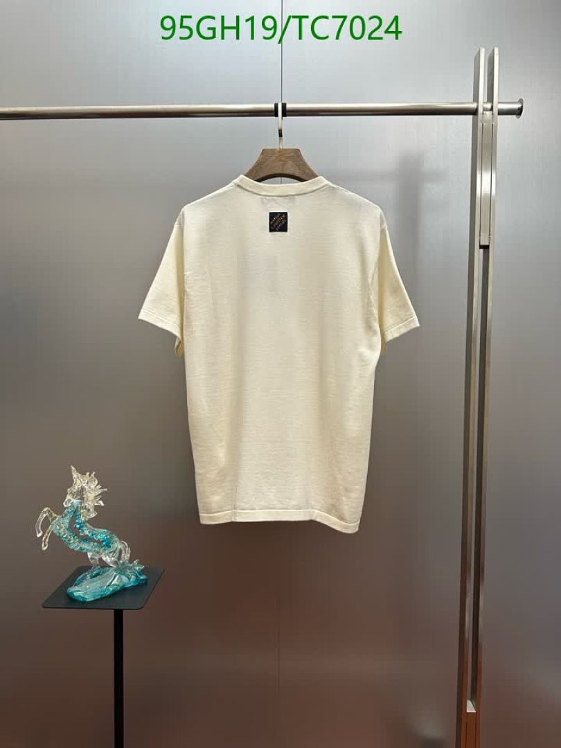 LV-Clothing Code: TC7024 $: 95USD