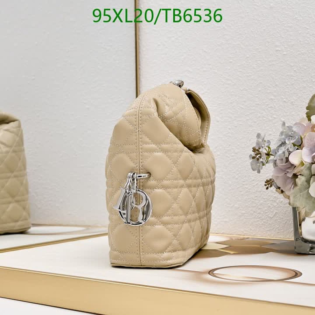 Dior-Bags(4A) Code: TB6536 $: 95USD