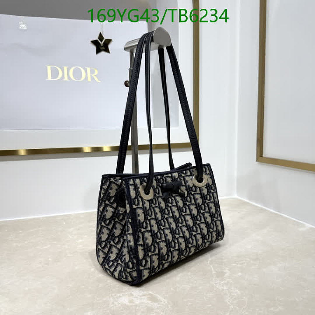 Dior-Bags(5A) Code: TB6234 $: 169USD