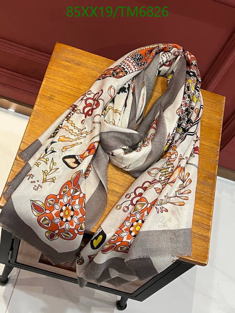 Hermes-Scarves Code: TM6826 $: 85USD