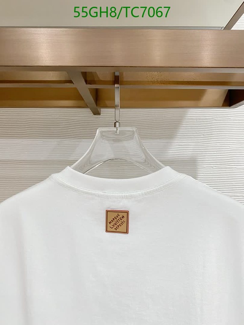 LV-Clothing Code: TC7067 $: 55USD