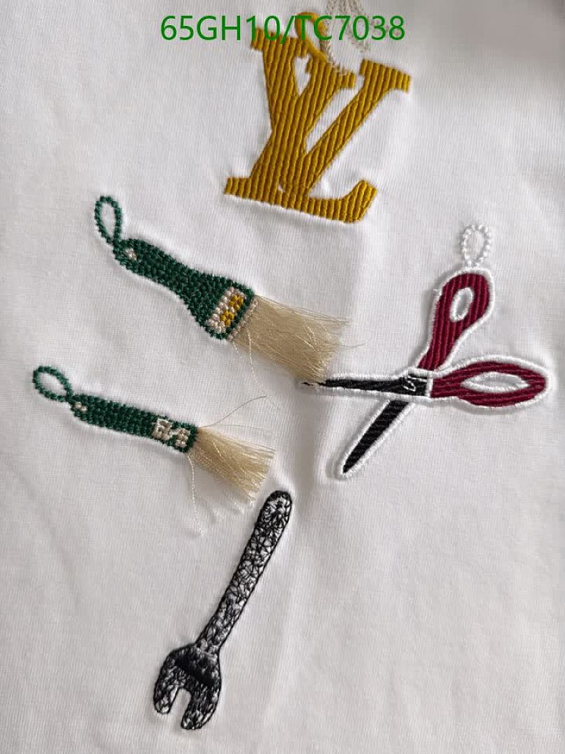 LV-Clothing Code: TC7038 $: 65USD