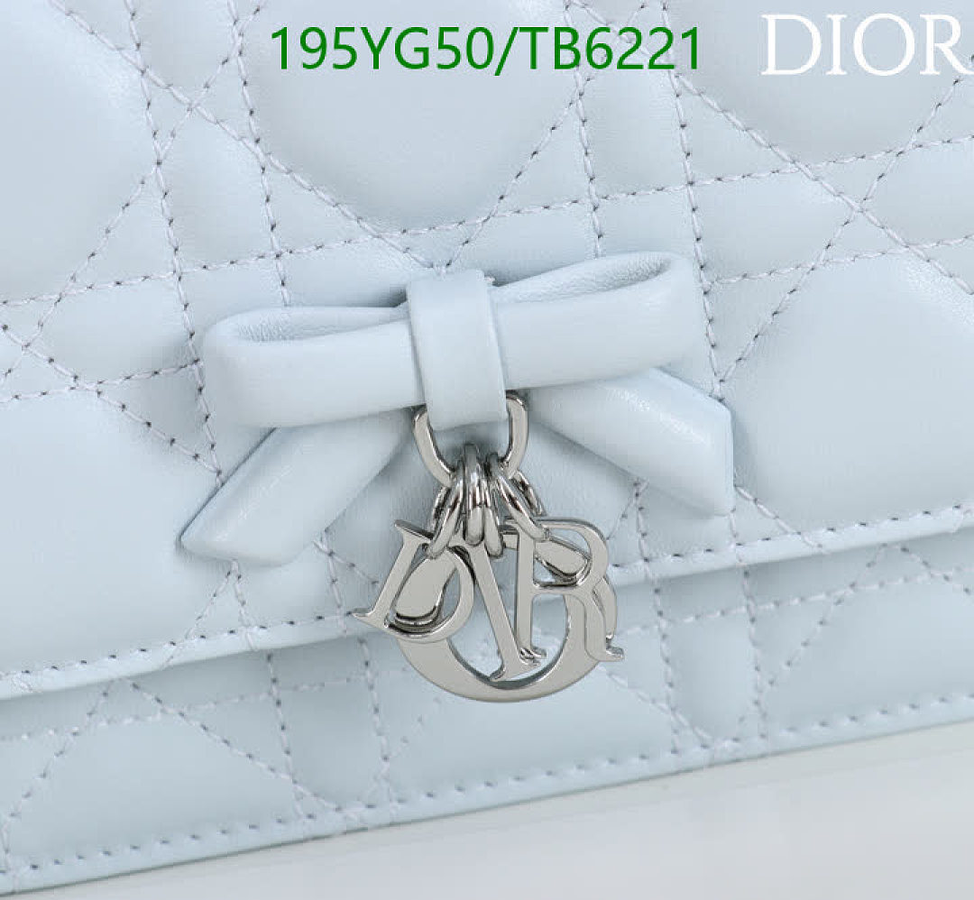 Dior-Bags(5A) Code: TB6221 $: 195USD