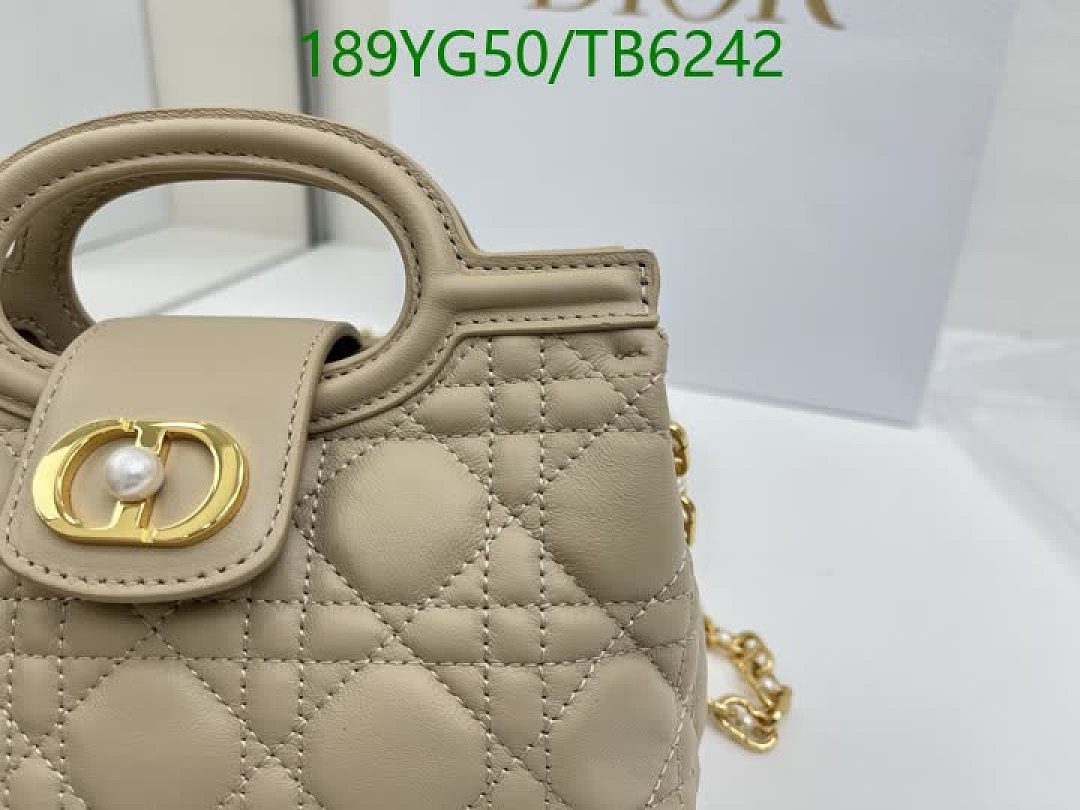 Dior-Bags(5A) Code: TB6242 $: 189USD